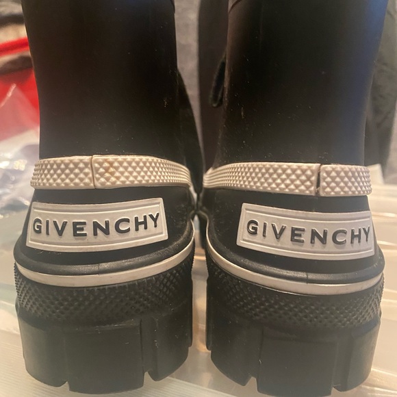 Givenchy glasrob rubber rain boots - Picture 9 of 10